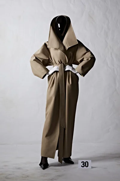 Look 30